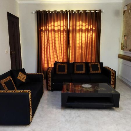 Ferienwohnung Furnished Private Ground Floor - Pasha House Lahore Exterior foto